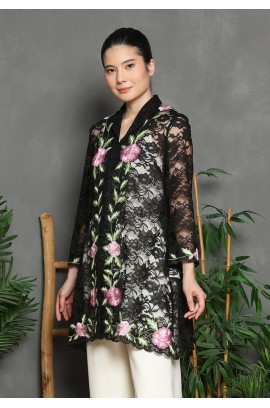 Lyne Halim Rosa Alba Brukat Bordir Blouse – Kebaya Wanita Lace Hitam, BLO-3394